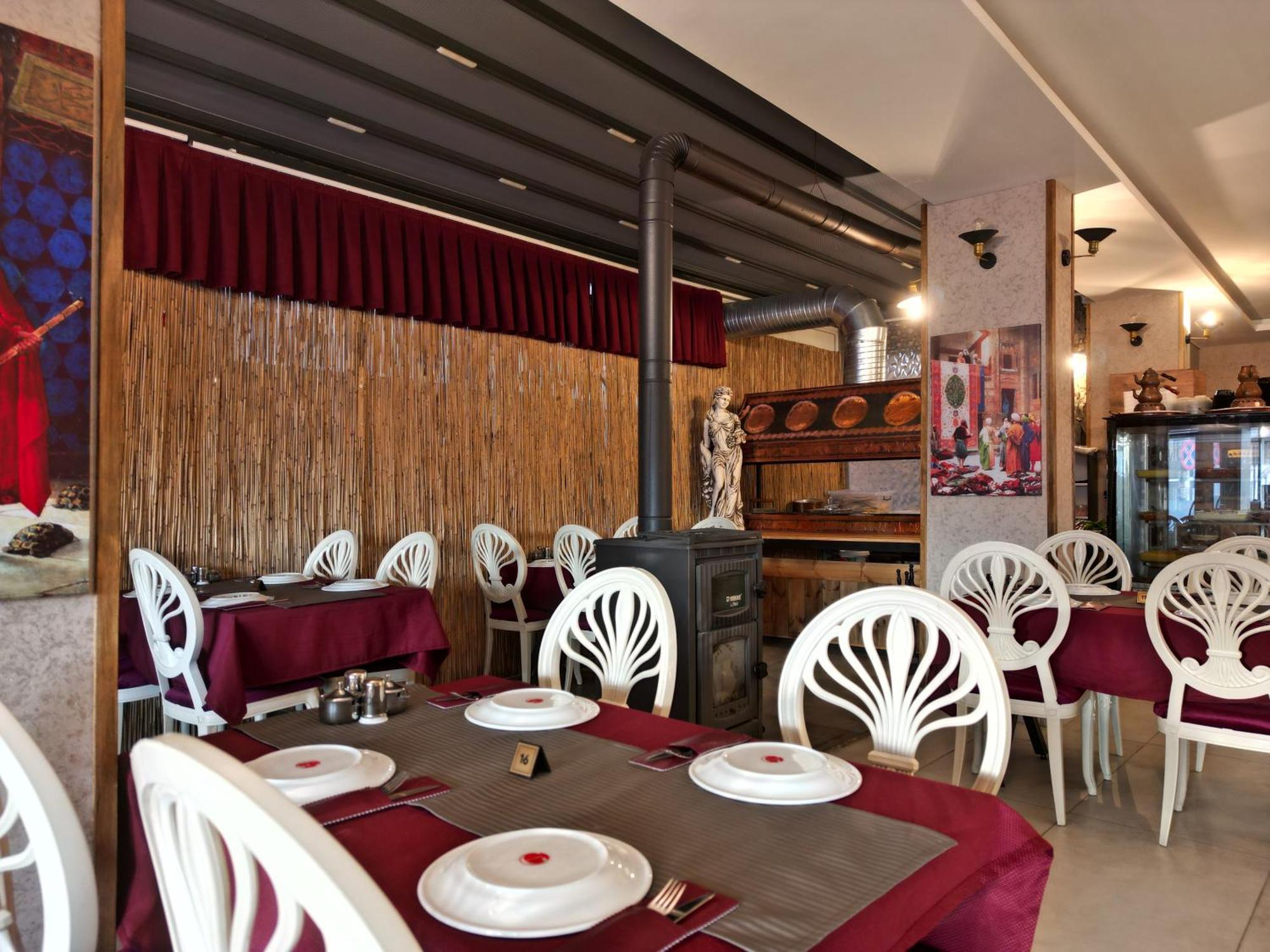 Akman City Hotel 쿠사다시 외부 사진
